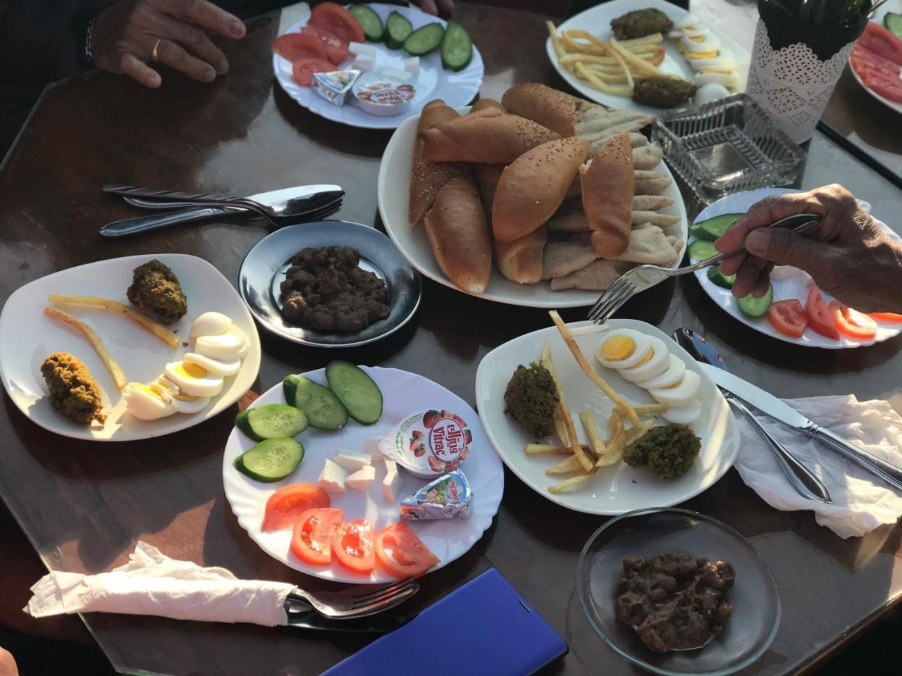 Amon Holiday Pyramids Inn Kafrat al Jabal ภายนอก รูปภาพ